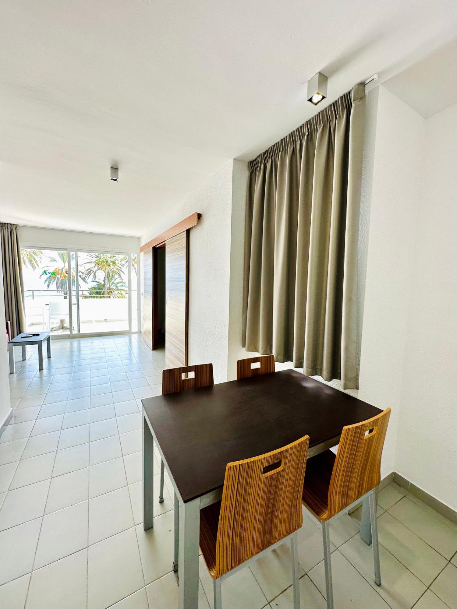 Apartamentos Jet - Adults Only Playa d'en Bossa Exterior foto