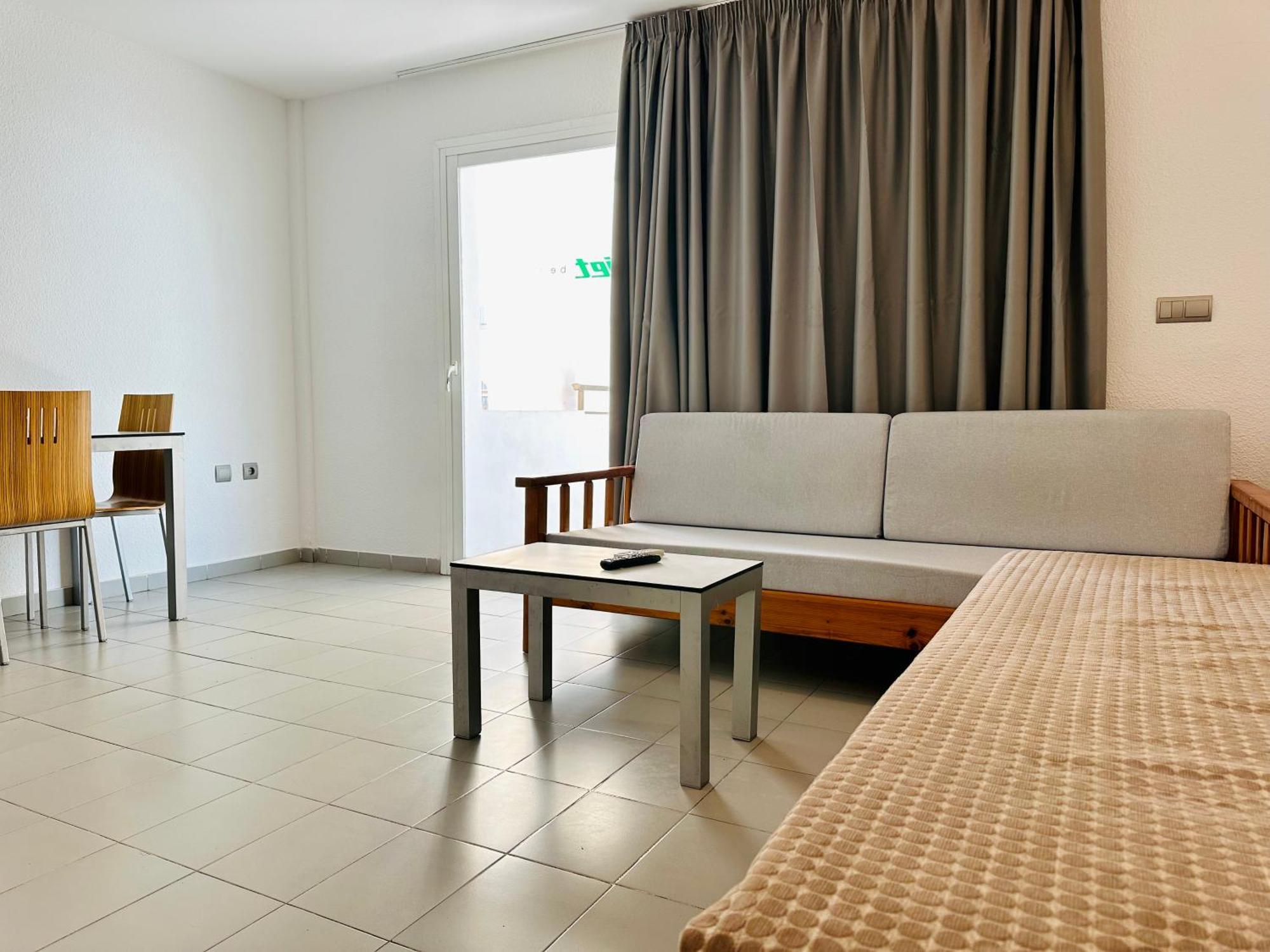 Apartamentos Jet - Adults Only Playa d'en Bossa Exterior foto